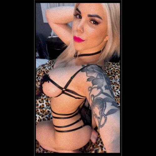@hotblonde1_xxx