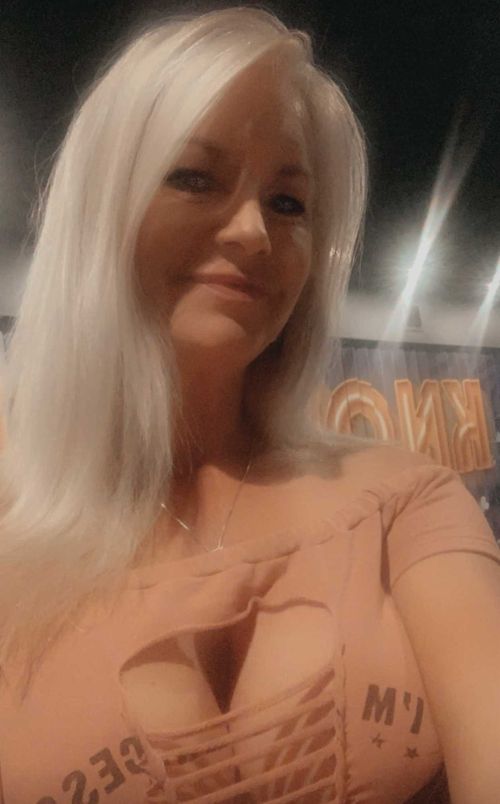 @hotblondewife87.2 nude hotblondewife87.2 nude