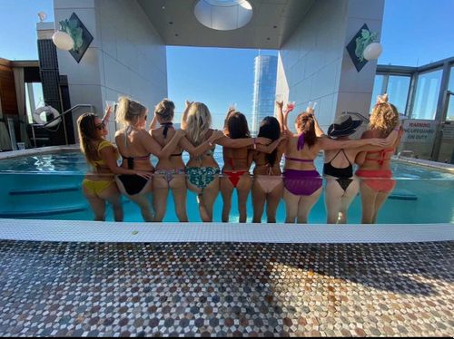 @hotmomswithsecrets