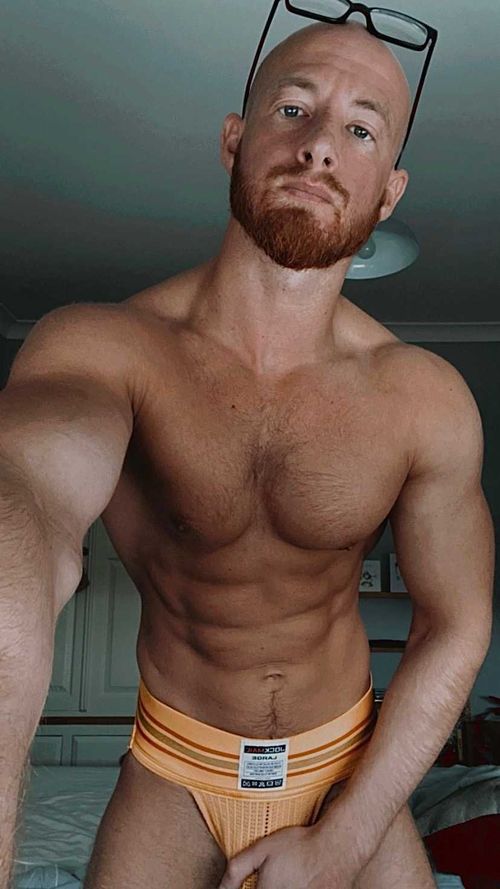 @hungmuscginge