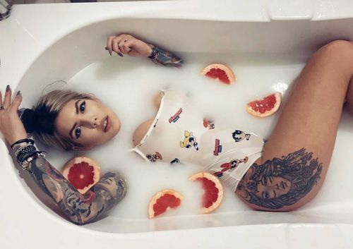 @iam_aalexaa nude iam_aalexaa nude