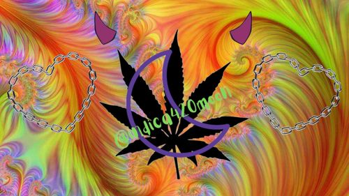indica420moon nude