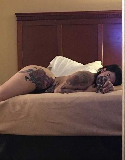 @issarealrose nude issarealrose nude