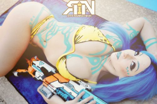 @itsrainingneon nude itsrainingneon nude