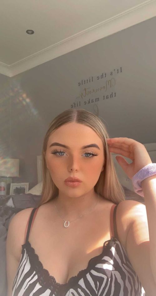 @izzyhart2003 nude izzyhart2003 nude