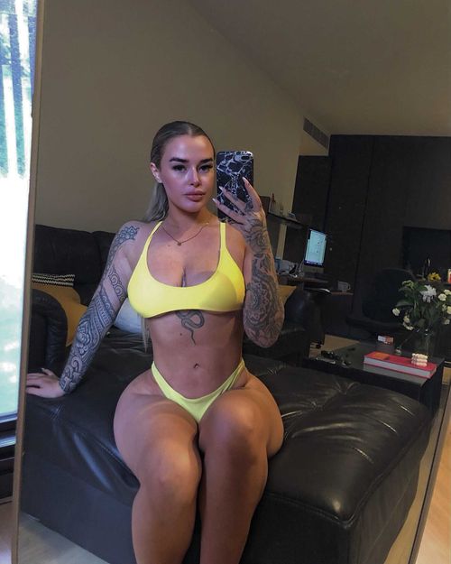 @jacquilou