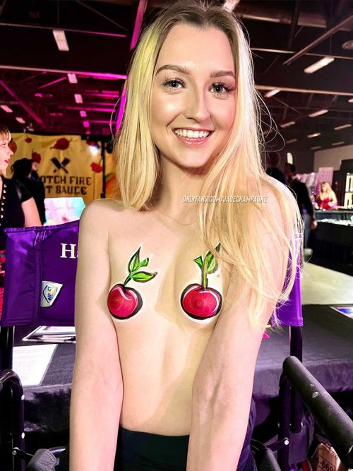 @jadechampagne