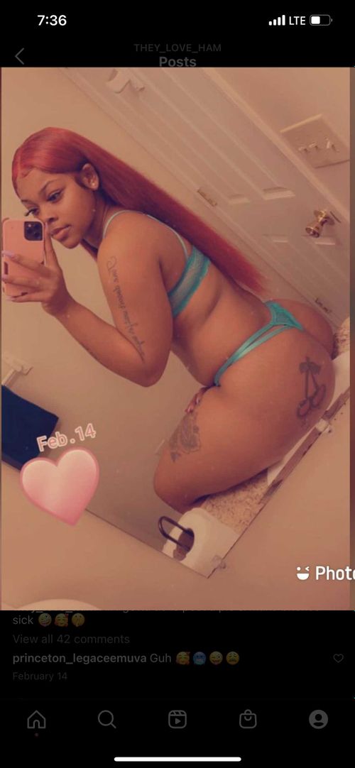 janyahoward nude