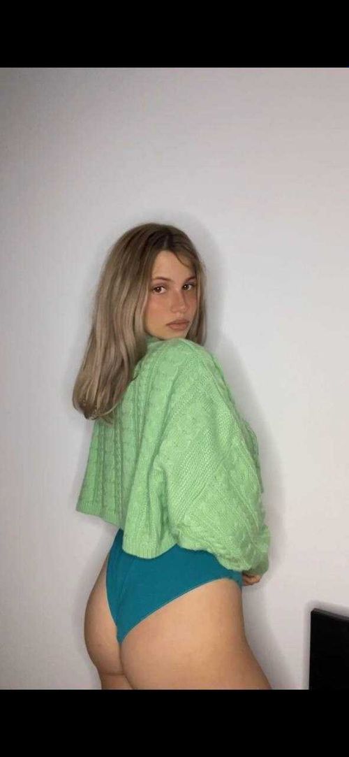 @jennycutiee