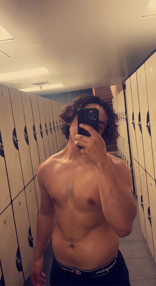 @jesseunderhill nude jesseunderhill nude