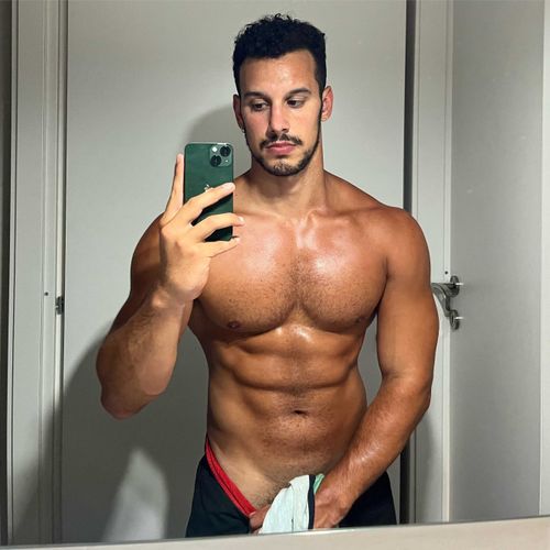 @johnnyrichsxx