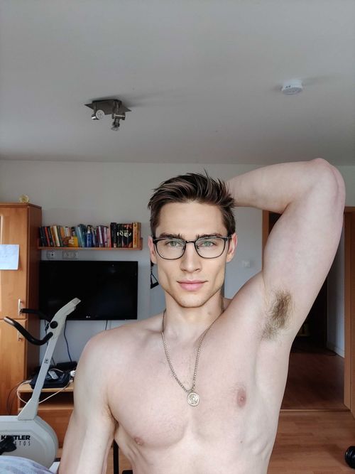 @jonasheimfree nude jonasheimfree nude