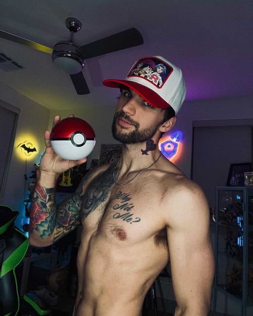 @joshjamesofficial nude joshjamesofficial nude