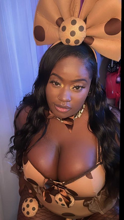 @juiceymonae