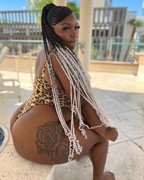 @juicyboo_55