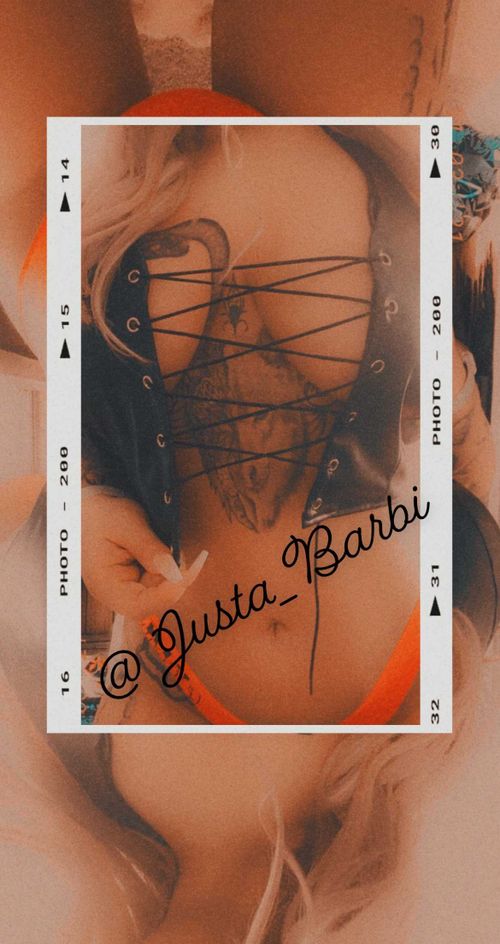 @justa_barbi