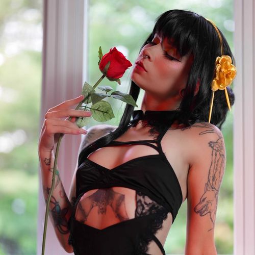 @justagh0stgirl