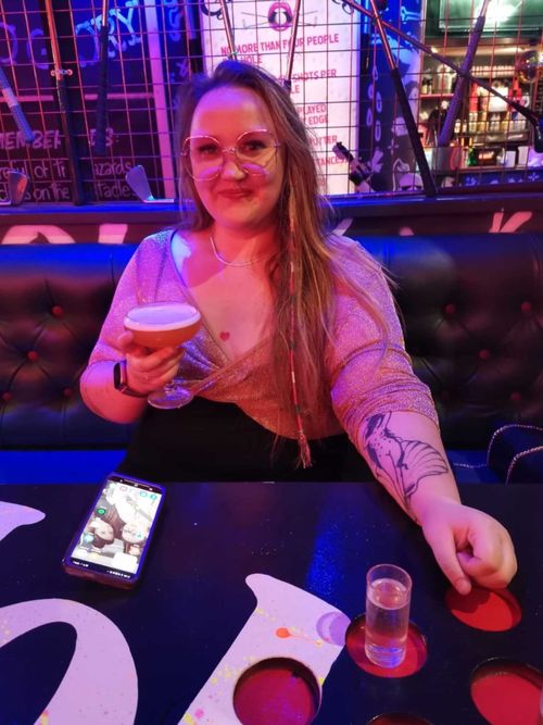 @justxhoney2.0