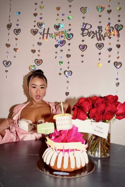 @kamikolinvip nude kamikolinvip nude