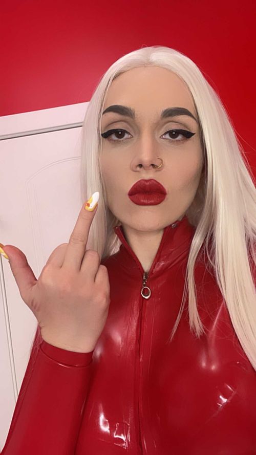 @katerinapigletfree