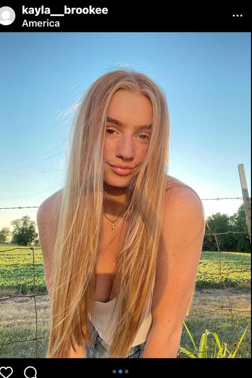 @kaybrookee
