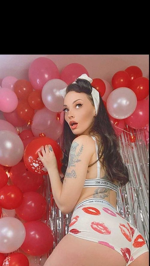 @kaykupcake
