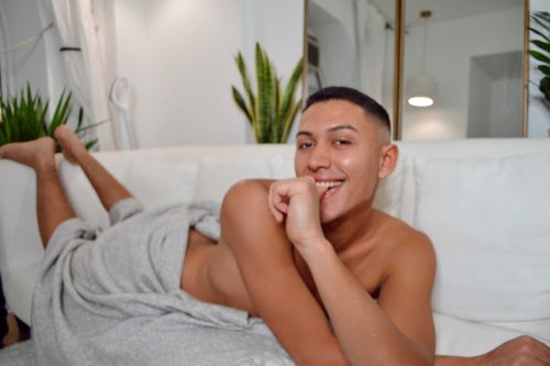 kennethpabon nude