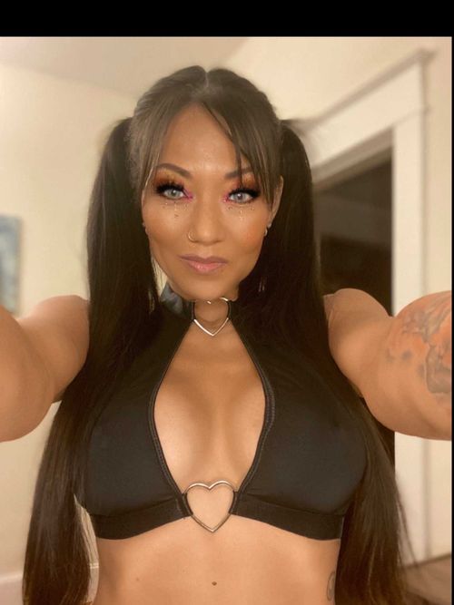@kimoralovelyfree