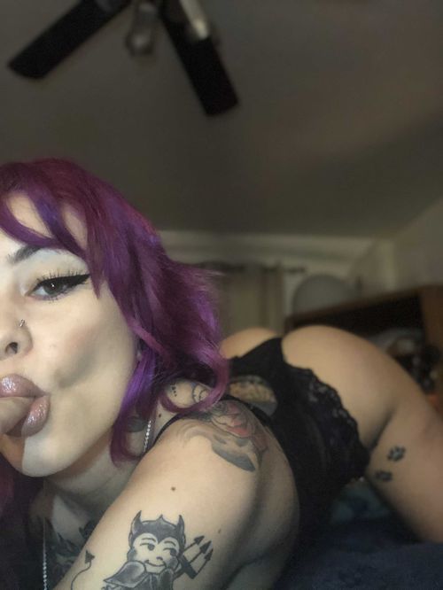 @kn0tyourbaby