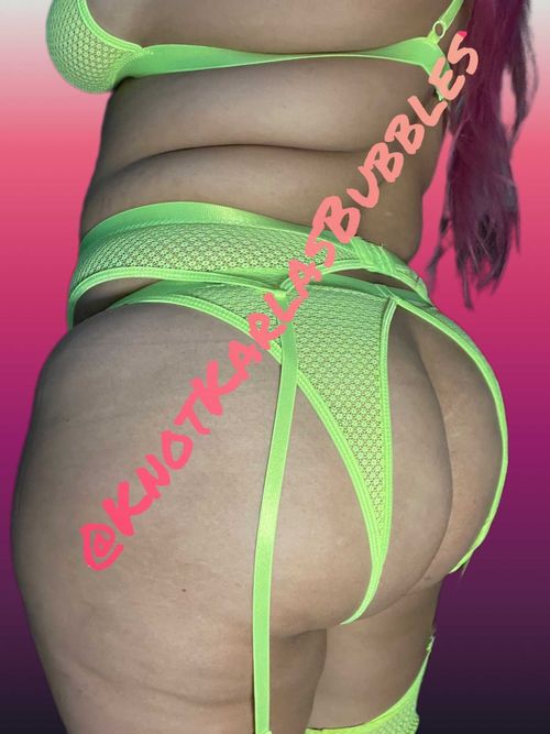 @knotkarlasbubbles