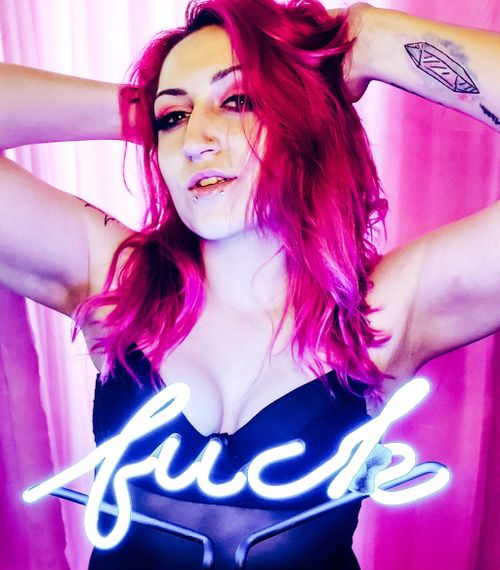 @kylielaree