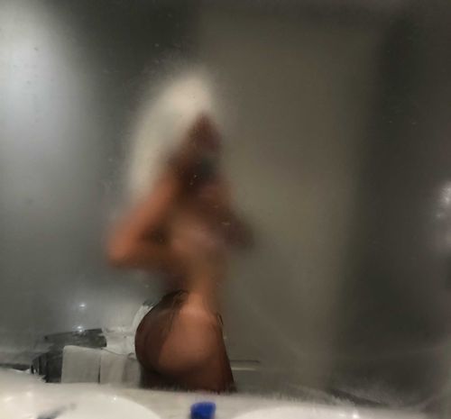 @laauuu nude laauuu nude