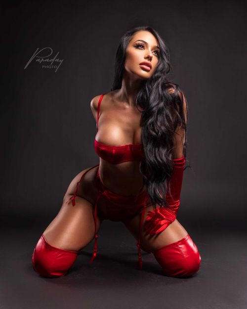 @lacy_monroe