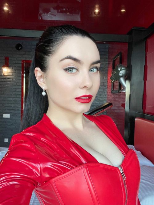 @ladynaama