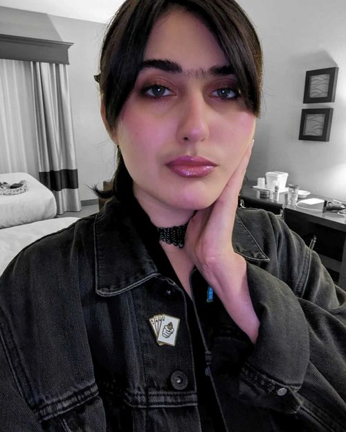 @lanareign