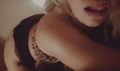 latannanteblondy nude