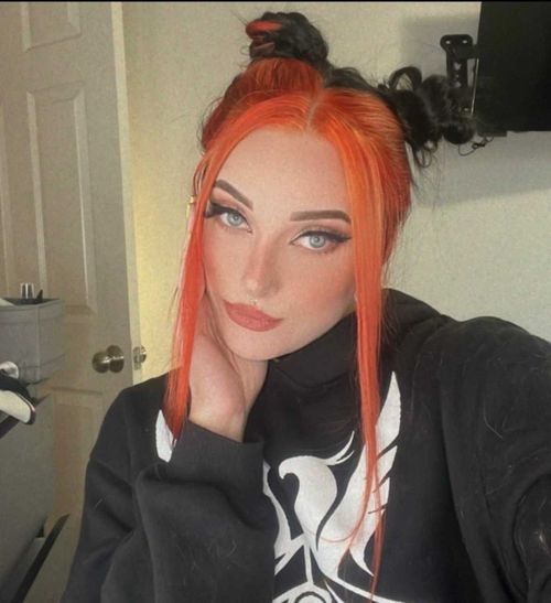 @laurelhoneyyy