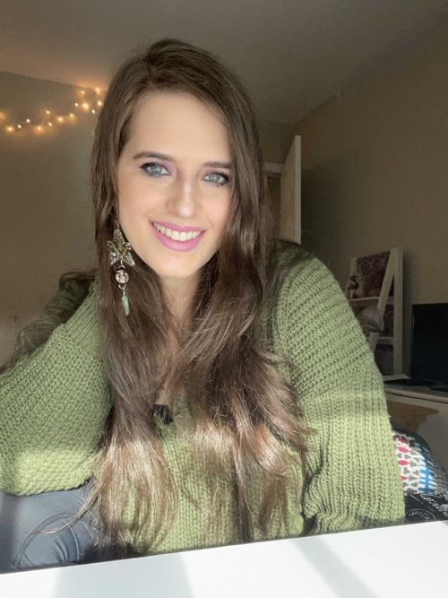 @laurenonair