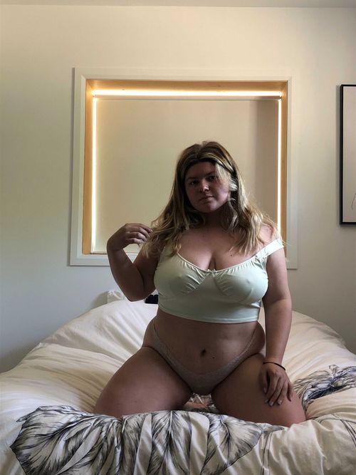 @laurenroberts