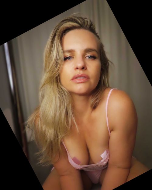 @leahlucciano