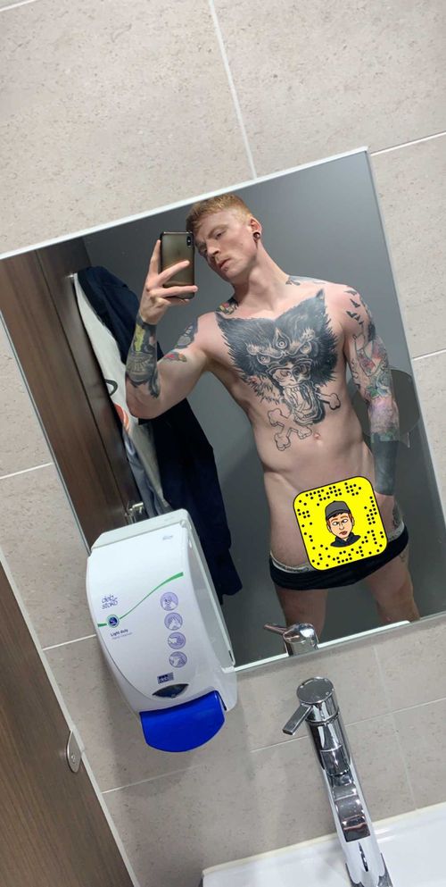@leeom