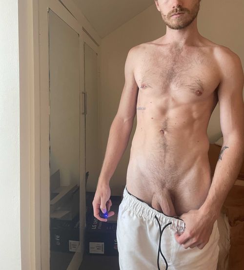 @legitdistraction nude legitdistraction nude