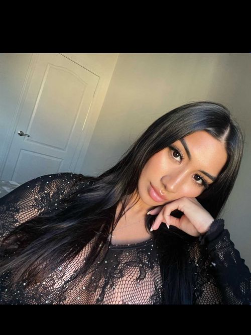 @leilanikiwi nude leilanikiwi nude