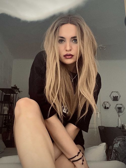 @leilatrans