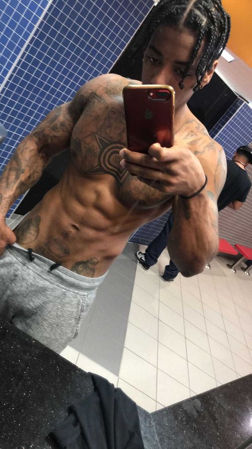 @letmeseezaddy2x nude letmeseezaddy2x nude