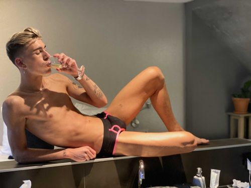 @liamtaylorx nude liamtaylorx nude