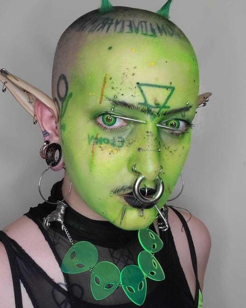@lichencoveredclown
