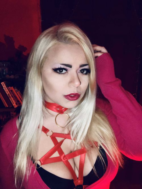 @lilithbyrne