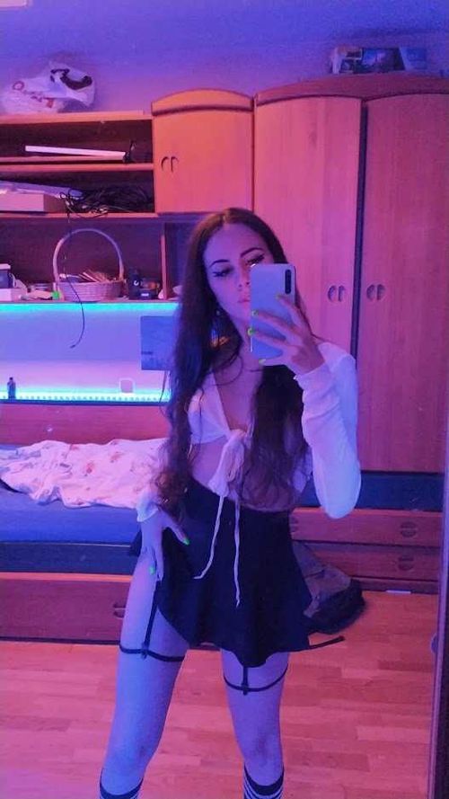 @littleegummy