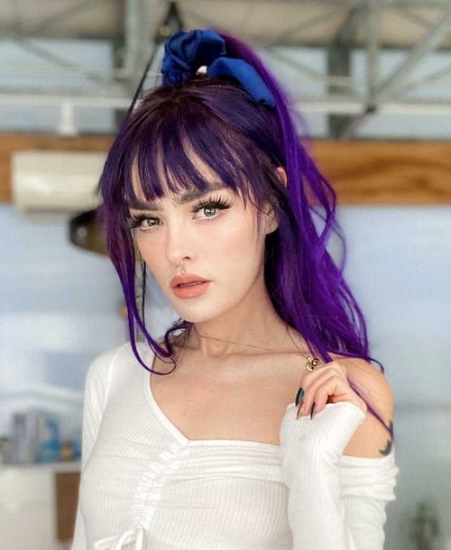 @littlehollybeth